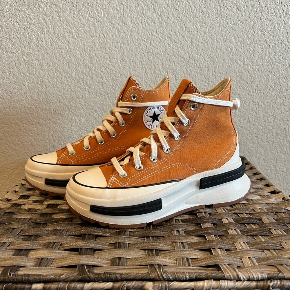 ❌SOLD❌NWOT Converse Run Star Legacy CX Future Comfort Orange size 9W - Picture 1 of 9